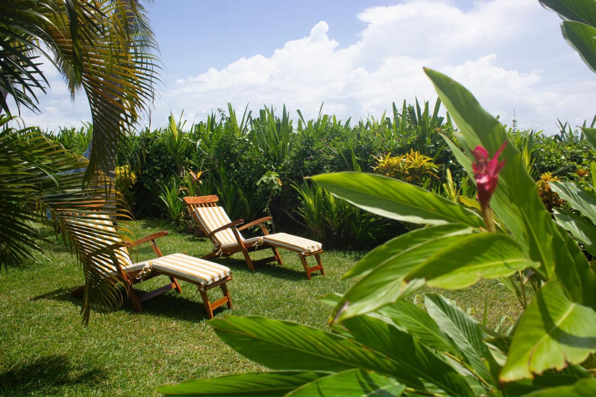Madirokely House Nosy Be Villa อัมบาโตโลกา ภายนอก รูปภาพ